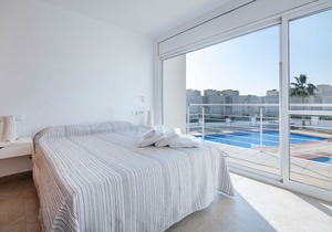 TH109-6 Eulalia Apartments