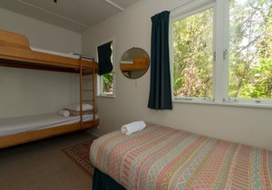 The Blue Bach - Coopers Beach Holiday Home