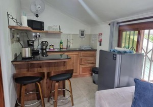 The Drake Seaside Apartment - Studio