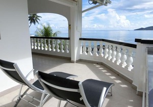 The Drake Seaside Apartment