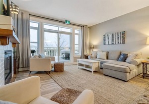 The Fairway Nest with Hot Tub & Golf!