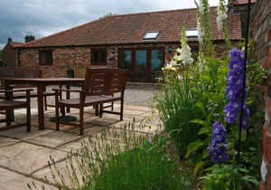 The Old Forge, 2 Bed Modern Barn Conversion in The Yorkshire Wolds