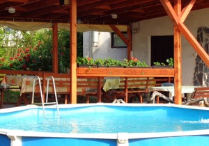 The settlement also because of the unique natural values ​is due to: the World