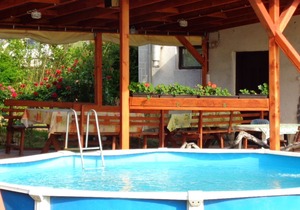 The settlement also because of the unique natural values ​​is due to: the World