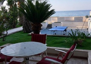 The Villa on the Sea - Navel of Venus