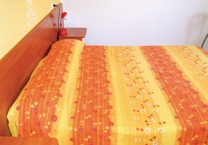 This apartment is located in a residential complex in front of the tourist port of Castelsardo, in S
