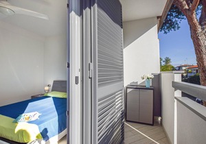 This beautiful semi-detached house is located only 200 m from the beach in a quiet area.
