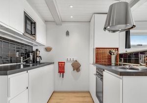 This cozy vacation home is located in the first row to the Flensburg Fjord at Brunsnæs Strand.