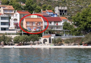Three bedroom apartment with terrace and sea view Marina, Trogir (A-6116-c)