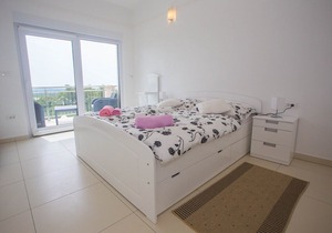 Three-Bedroom Apartment Sunce III with Shared Pool