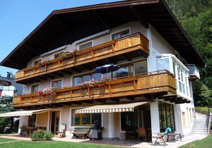 Top 2 - House Lungau
