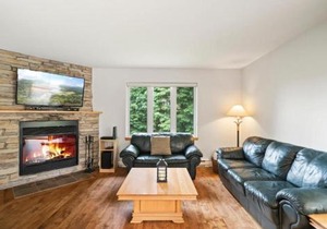 Townhouse On The Golf W Pool Access -aiglon 1748