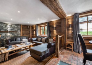 Traditional Chalet with Jacuzzi and Sauna in Méribel-Les Allues