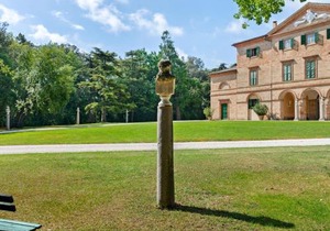 Traditional Villa in Filottrano with Swimming Pool