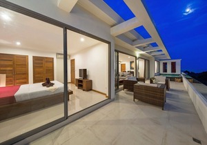 Tranquil Residence 3 - Sea View Apartment