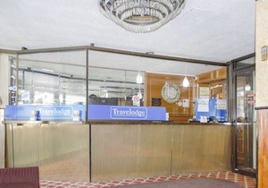 Travelodge by Wyndham Manhasset
