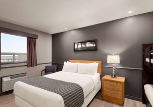 Travelodge by Wyndham Brandon