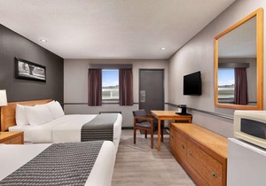 Travelodge by Wyndham Brandon