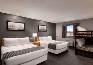 Travelodge by Wyndham Brandon
