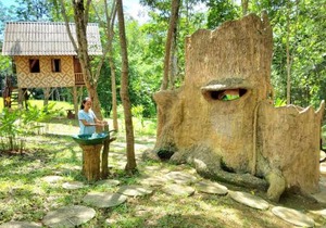 Treehouse Holidays-Family house