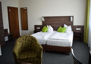 Triple Room Shower / WC - Hotel-Restaurant Zum Stern
