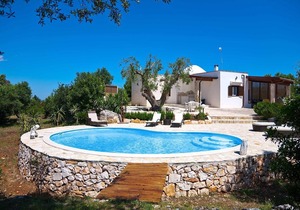 Trullo Romeo - Two Bedroom Villa, Sleeps 5