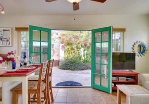 Tucson Cottage with Patio Less Than 2 Mi From Downtown and UA!