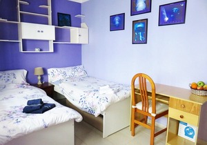 Twin Bedroom + Breakfast