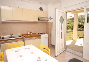 Two bedroom apartment with terrace Ražanac, Zadar (A-6185-a)