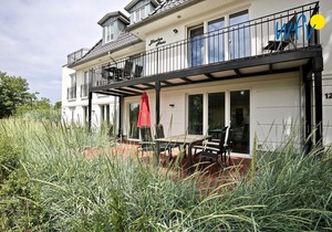 Two separate bedrooms and beautiful south-facing terrace!
