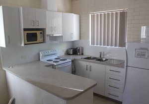 U7 Family friendly accommodation directly across from the Beach, Murchison River