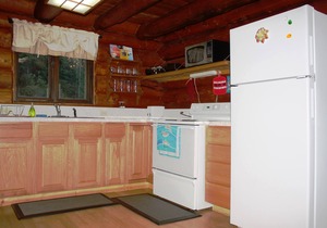 Upper Paradise Log Cabin - Nightly Rental in the Woods