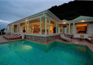Ushuaia (1/4 Rooms) Luxury villa