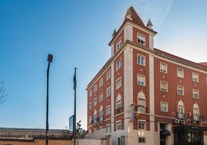 V Dinastia Lisbon Guesthouse