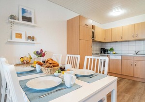 Vacation apartment/apartment for 4 guests with 64m² in Fehmarn (76369)