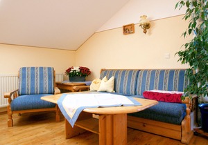 Vacation apartment/apartment for 5 guests with 75m² in Böbing (115073)