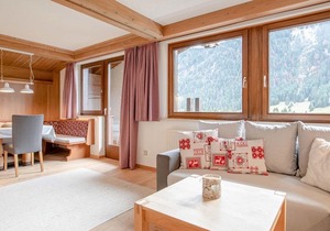 Vacation apartment/apartment for 4 guests with 40m² in Grän (166474)