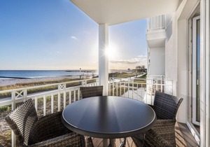 Vacation apartment with a unique panoramic view of the sea and the Baltic Sea beach