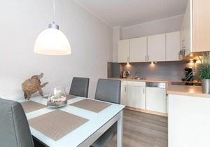 Vacation apartment Strandglück with terrace in the Seepark in Scharbeutz