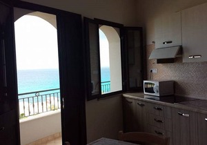 Vacation apartments 200 meters from the sea and with private access to the beach
