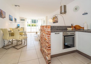 Vacation home for max. 4 persons, in a quiet location with terrace.