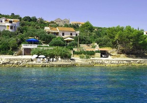 Vacation home Mirta in Iž/Iž Mali - 10 persons, 5 bedrooms