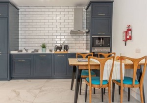 Valletta nineteen forty, Central and newly renovated Valletta apartment