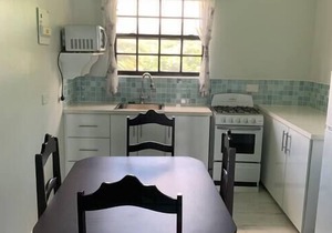 Veronica's - Breathe Easy - Reduit Apartment #2