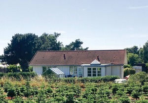 Very nice cottage by Avnø Fjord (north of Vordingborg).