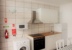 Very well equipped apartment in the center of São Roque do Pico