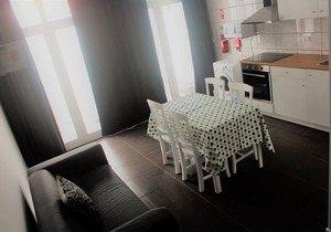 Very well equipped apartment in the center of São Roque do Pico