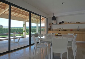 Vibrant Villa in Malaucène with Private Garden