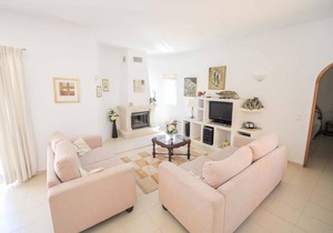 Villa ∙ 2 bedrooms ∙ 4 guests