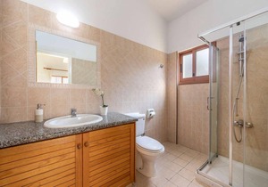 Villa ∙ 3 bedrooms ∙ 6 guests